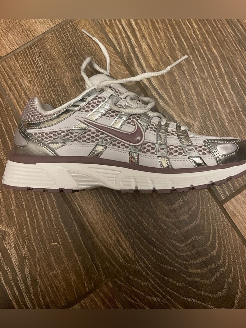 Nike P-6000 silver and Purple Athletic Shoes sz 6.5